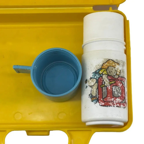 Fisher Price Play Mini Lunch Box Yellow Thermos 1979 ABC 638 Vintage - Picture 3 of 9